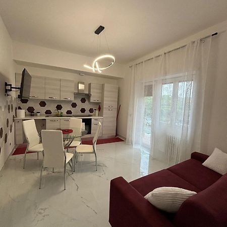 Tiburtina Flats Apartment โรม ภายนอก รูปภาพ