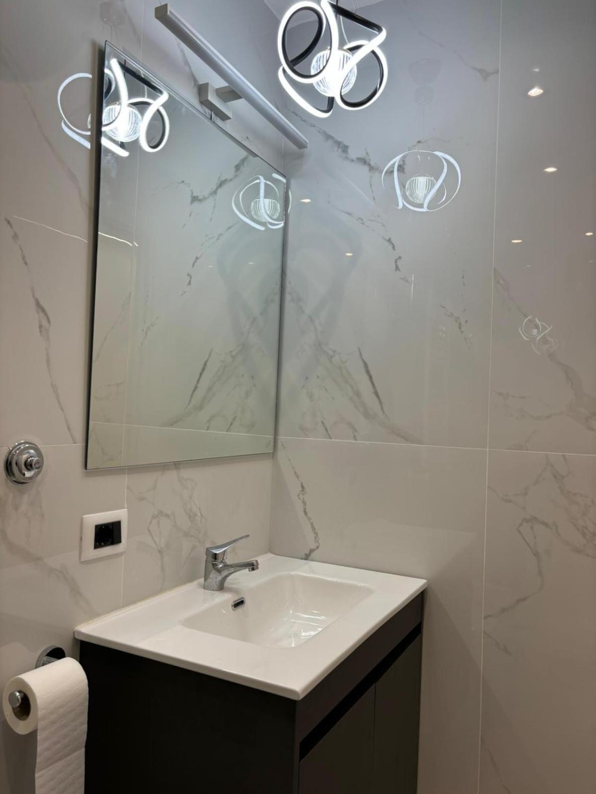 Tiburtina Flats Apartment โรม ภายนอก รูปภาพ